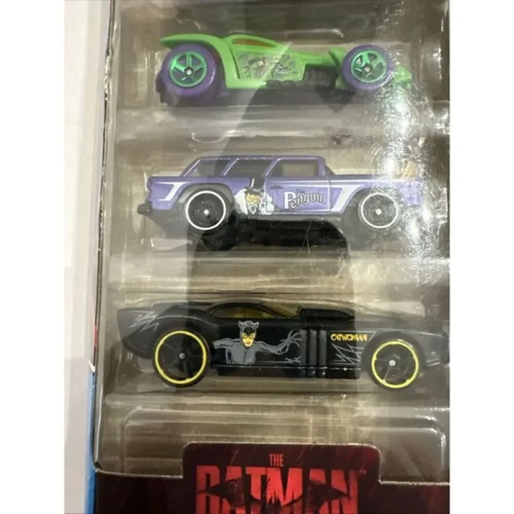 HOT WHEELS THE BATMAN 5PACK‎ Corvette Batmobile Riddler Penguin Catwoman